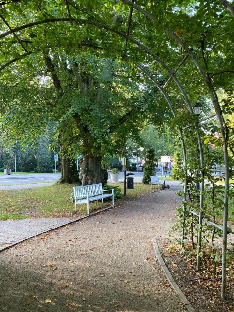 Apartamenty Kapitanskie Kasprowicza 20A Taras Kolobrzeg Exterior photo